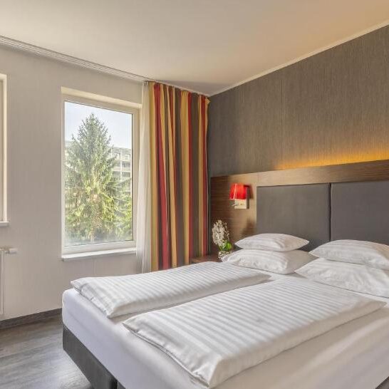 Best Western Plus Plaza Hotel