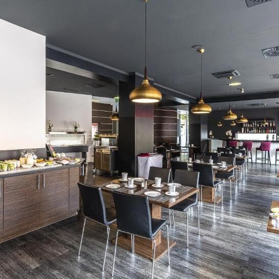 Best Western Plus Plaza Hotel