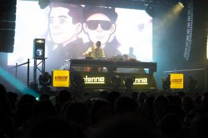 Antenne Heart Disco-19
